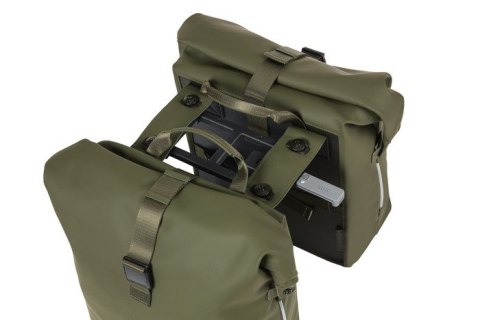 Sakwa podwójna BASIL SOHO DOUBLE PANNIER BAG NORDLICHT MIK, MIK System (ready to go) 41L, 100% wodoodporna moss green oświetleni