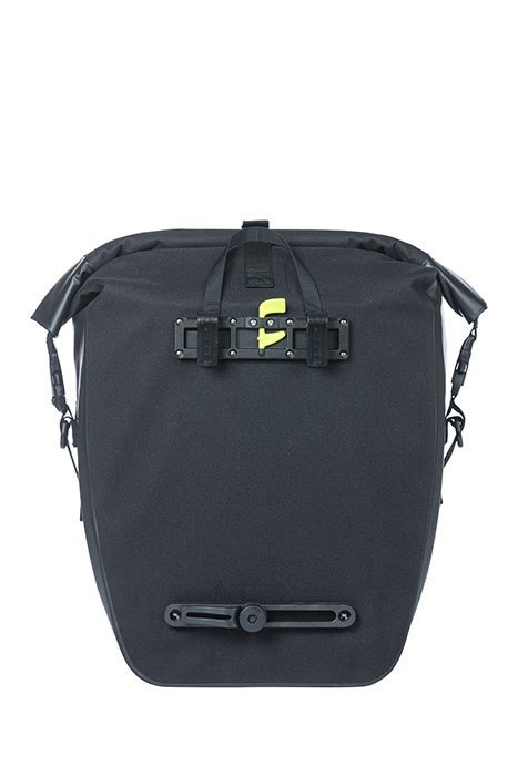 Sakwa pojedyncza BASIL NAVIGATOR WATERPROOF SINGLE PANNIER BAG L 25-31 L, Hook On System, wodoodporna, black (NEW)