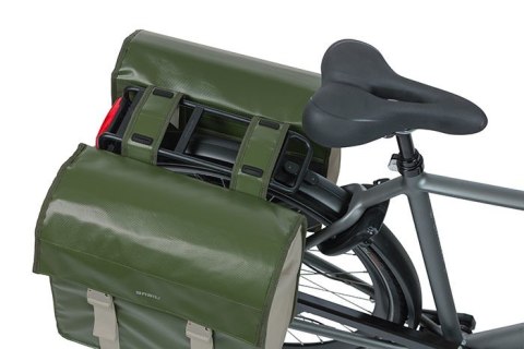 Sakwa miejska podwójna BASIL URBAN LOAD DOUBLE PANNIER BAG 48-53L, Universal Bridge System, 100% wodoodporna, moss green/sand (N