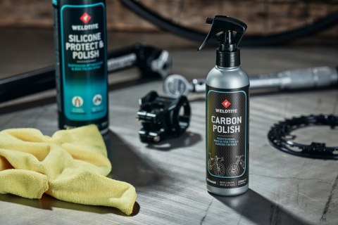 Płyn do konserwacji i ochrony karbonu WELDTITE CARBON POLISH SPRAY 250ml (NEW) Płyn do konserwacji i ochrony karbonu WELDTITE CARBON POLISH SPRAY 250ml (NEW)