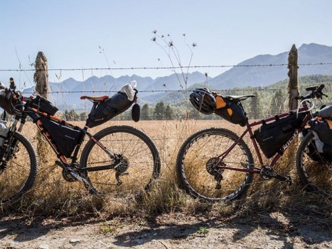 Torba na ramę BLACKBURN OUTPOST FRAME BAG LARGE 6,95L wodoodporna roz.L czarna (NEW 2025)