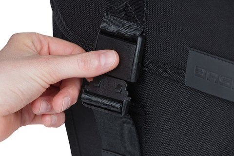 Sakwa miejska podwójna BASIL TOUR DOUBLE PANNIER BAG 28L, Universal Bridge System, wodoodporna black (NEW)