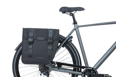 Sakwa miejska podwójna BASIL TOUR DOUBLE PANNIER BAG XL 35L, Universal Bridge System, wodoodporna black (NEW)