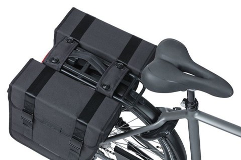 Sakwa miejska podwójna BASIL TOUR DOUBLE PANNIER BAG MIK 28L, MIK System (ready to go) wodoodporna black (NEW)