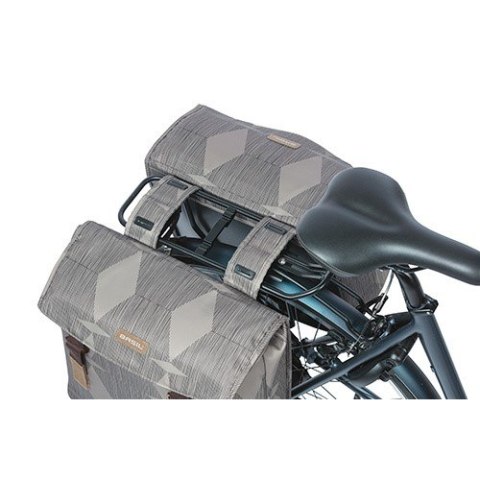 Torba na bagażnik BASIL ELEGANCE DOUBLE PANNIER BAG 40-49 Universal Bridge System, wodoodporna chateau taupe (NEW)