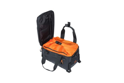 Torba na bagażnik BASIL MILES TARPAULIN TRUNKBAG 7L, 100% wodoodporna black orange (NEW)