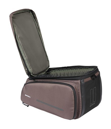 Torba na bagażnik BASIL MOVE TRUNK BAG, MIK z adapterem do mocowania (ready to go), 10-26L, Wodoodporna, Brown (NEW 2025)