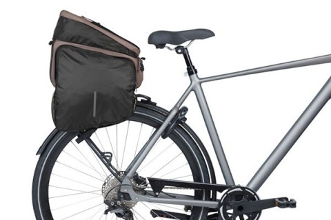 Torba na bagażnik BASIL MOVE TRUNK BAG, MIK z adapterem do mocowania (ready to go), 10-26L, Wodoodporna, Brown (NEW 2025)