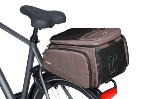 Torba na bagażnik BASIL MOVE TRUNK BAG, MIK z adapterem do mocowania (ready to go), 10-26L, Wodoodporna, Brown (NEW 2025)