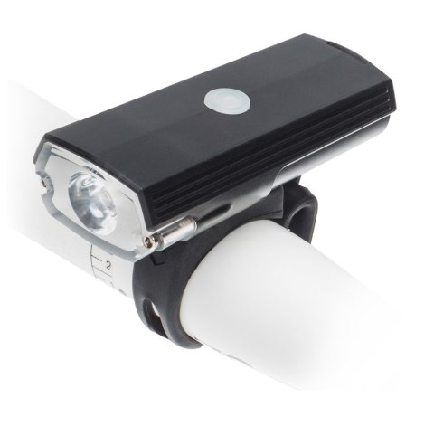 Lampka przednia BLACKBURN DAYBLAZER 550 FRONT USB-C, 550 lumenów czarna (NEW)