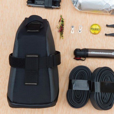 Torba pod siodło BLACKBURN GRID LARGE SEAT BAG black, wodoodporna, odblaskowa, 1,9L (NEW 2025)