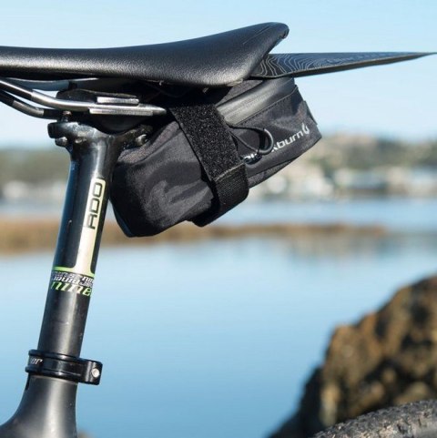 Torba pod siodło BLACKBURN GRID MTB SEAT BAG black, wodoodporna, odblaskowa, 0,4L (NEW 2025)